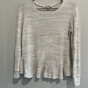 Heather gray long sleeve top